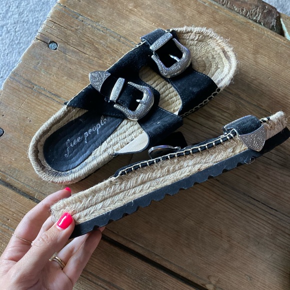 Free People Slide Sandals - Picture 3 of 4